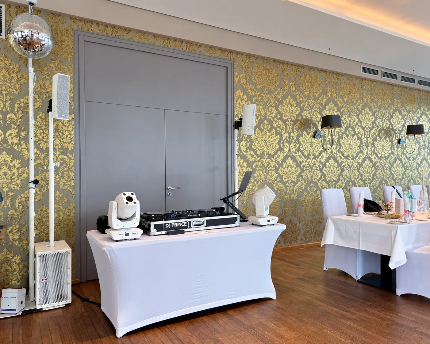 DJ Prince bei einer Hochzeit: Luisenhof Dresden