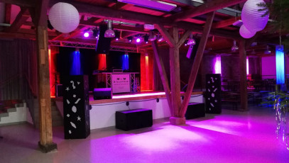 Ü30 Party Hofescheune Bretnig